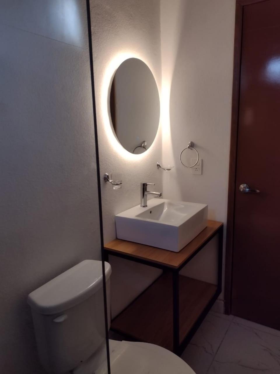 Vidrio Suites Col Americana Guadalajara Ngoại thất bức ảnh