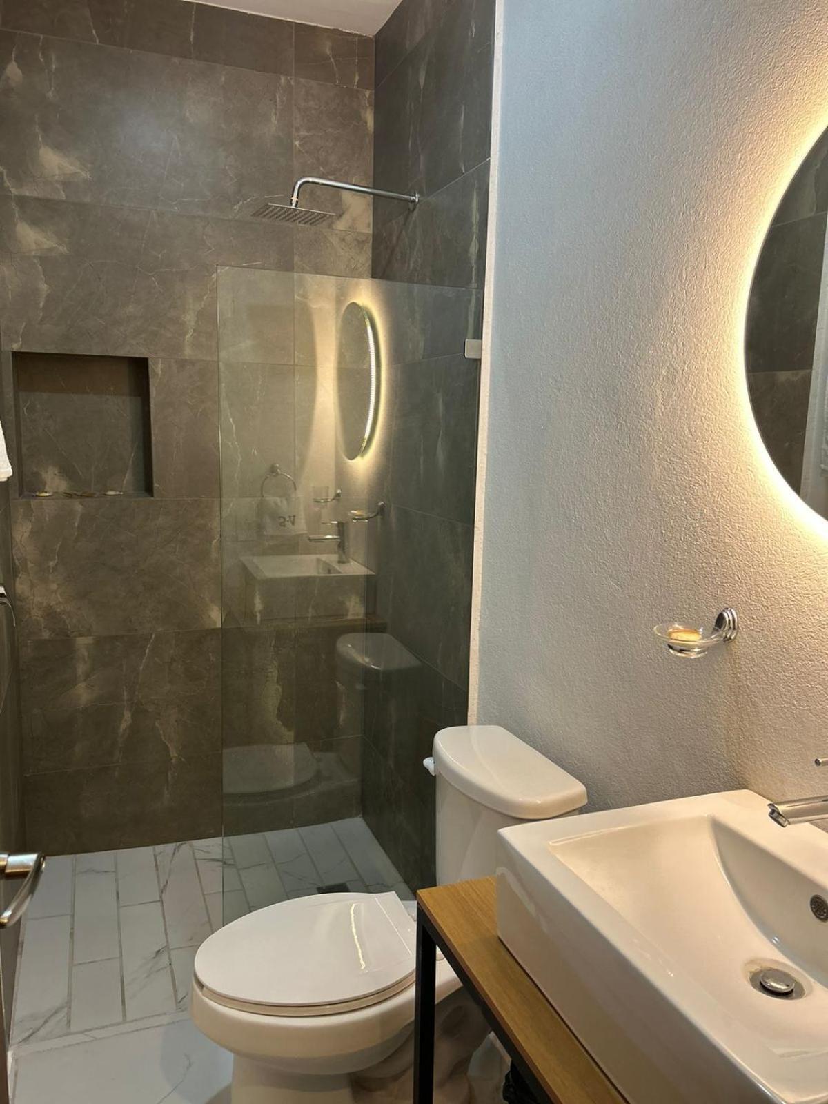 Vidrio Suites Col Americana Guadalajara Ngoại thất bức ảnh